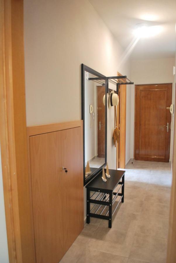 Cornelia Apartment PalaiónTsiflíkion 外观 照片