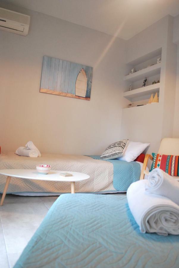 Cornelia Apartment PalaiónTsiflíkion 外观 照片