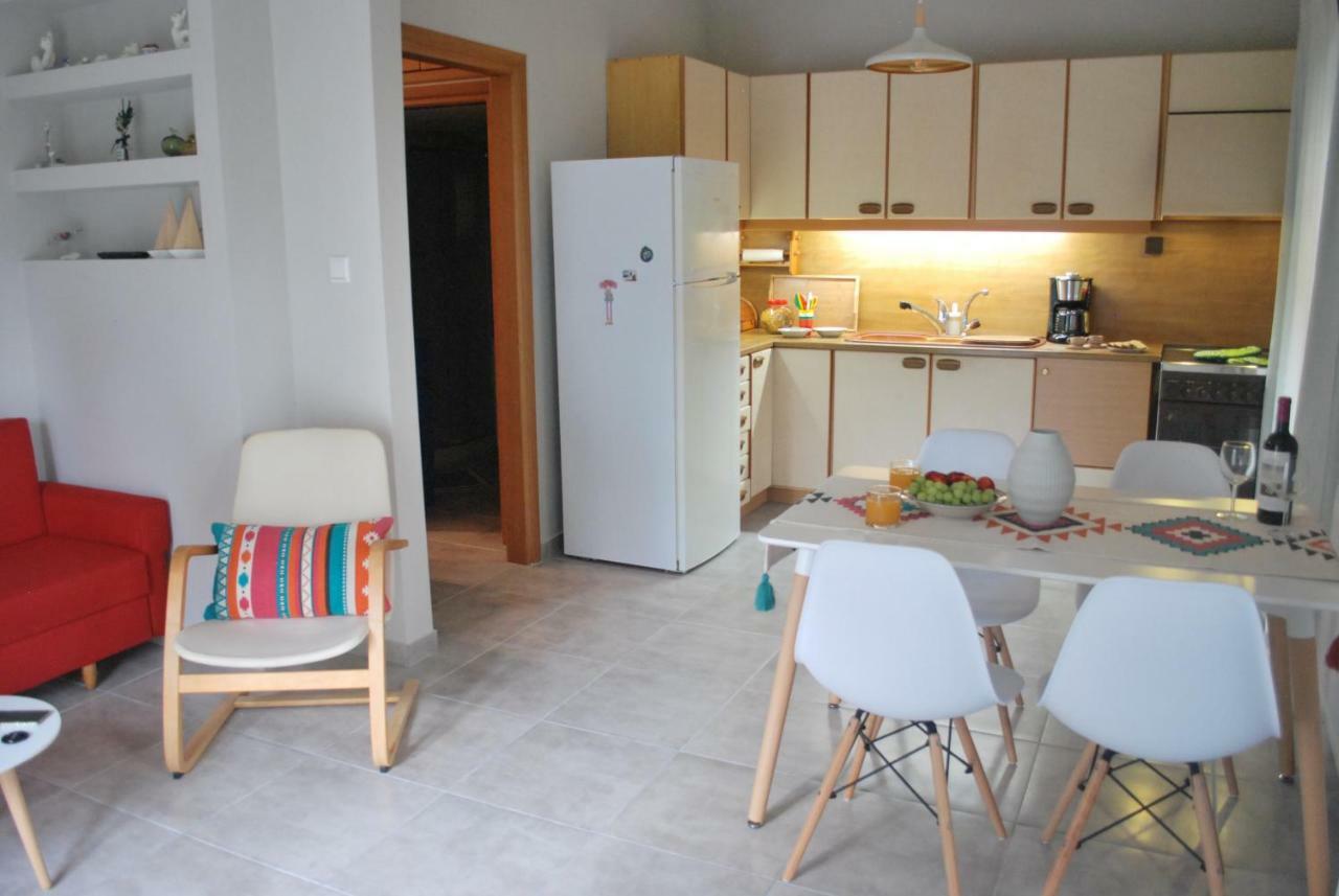 Cornelia Apartment PalaiónTsiflíkion 外观 照片